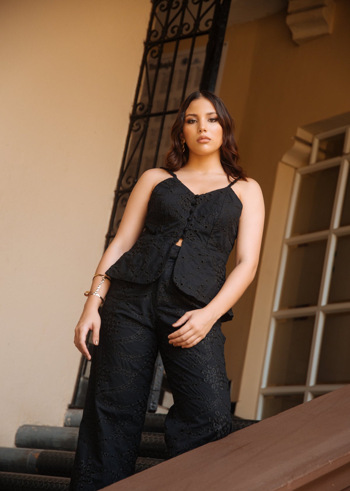 OJALILLO DE LUNA NEGRO